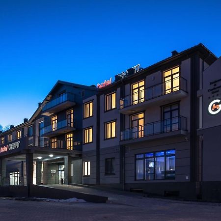 Hotel Grafit Kostomloty Pierwsze Екстер'єр фото