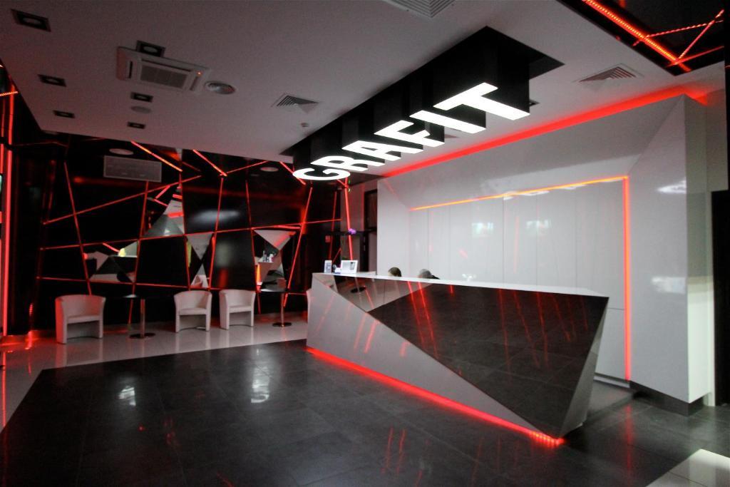 Hotel Grafit Kostomloty Pierwsze Екстер'єр фото